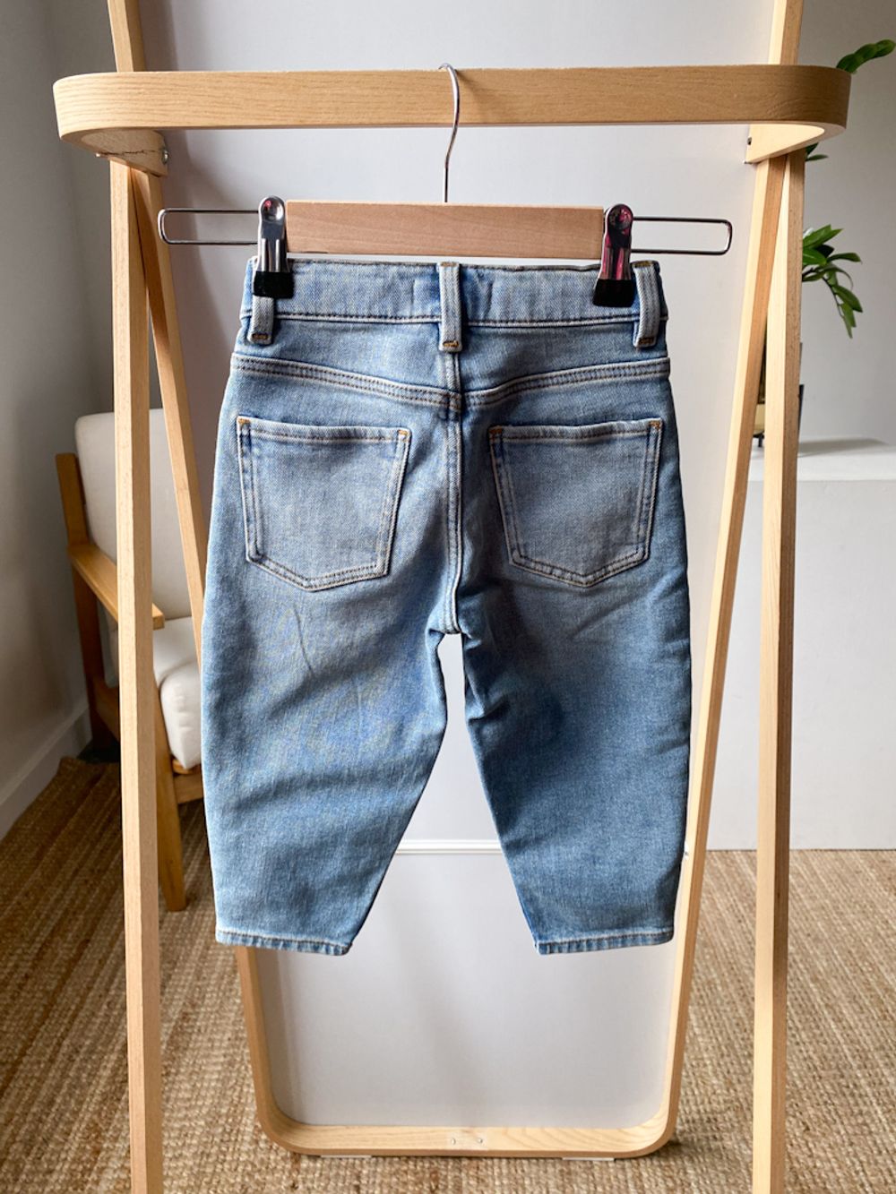 Джинсы Arket, 92