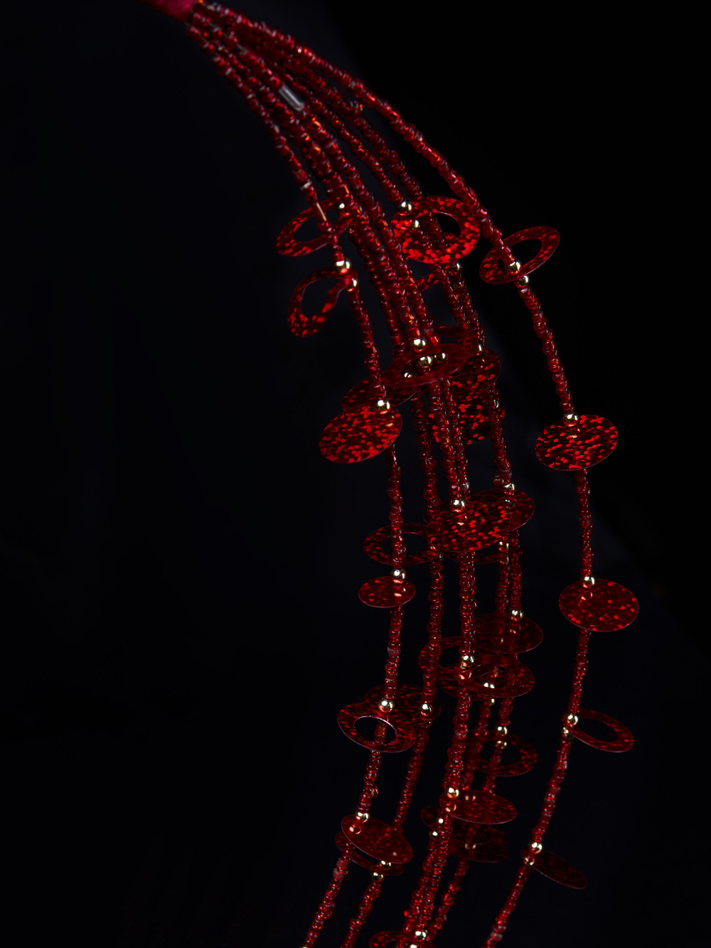 Веточка из бисера с пайетками 10x76см ChristmasDeLuxe красная с золотом