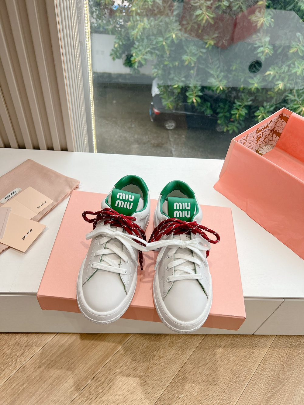 Miu Miu Sneaker