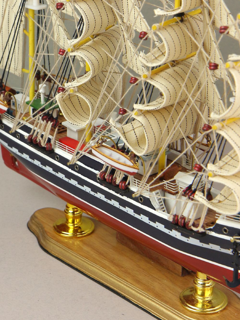 Meteor Lights Модель парусника Крузенштерн 52 см