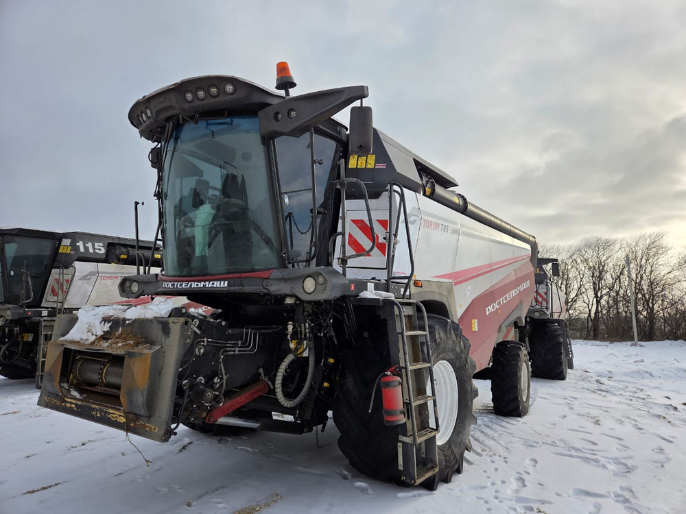 КЗ Ростсельмаш РСМ-181 Комбайн TORUM-785 (Дизельный, 14,9 л, 510 л.с., АТ)