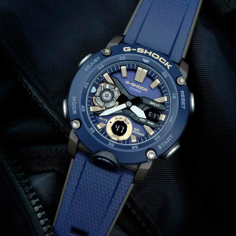 Японские наручные часы Casio G-SHOCK GA-2000-2AER с хронографом