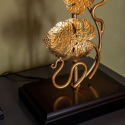 Настольная лампа Monstera Deliciosa (Монстера) Каштан Амбер с абажуром Vintage Черный