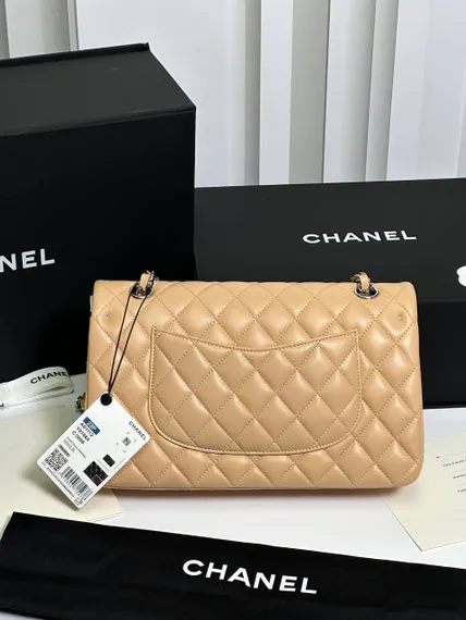 Женская сумка Chanel Timeless Jumbo бежевый