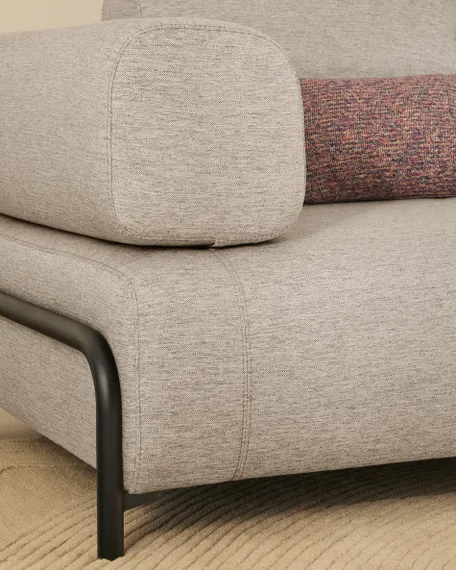 2-местный диван Compo серо-бежевого цвета с чёрным металлическим каркасом, 200 см