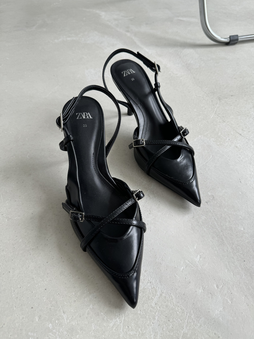 Туфли черные Zara