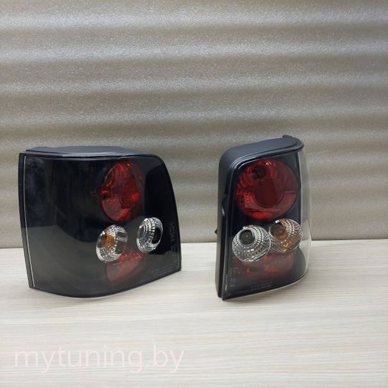 Задние фонари VW Passat B5 black