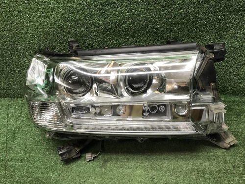Фара правая Land Cruiser 200 (2015-2021) LED