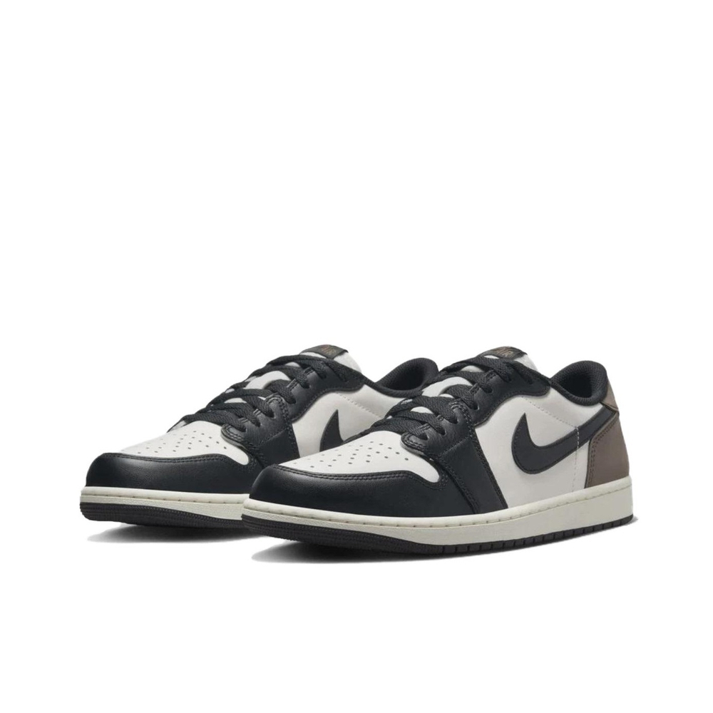 JORDAN 1 Retro Low Og Mocha
