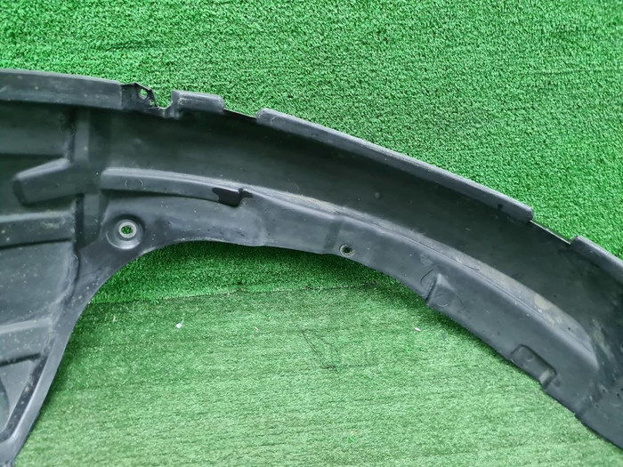 Подкрылок передний левый Suzuki Grand Vitara 05-12