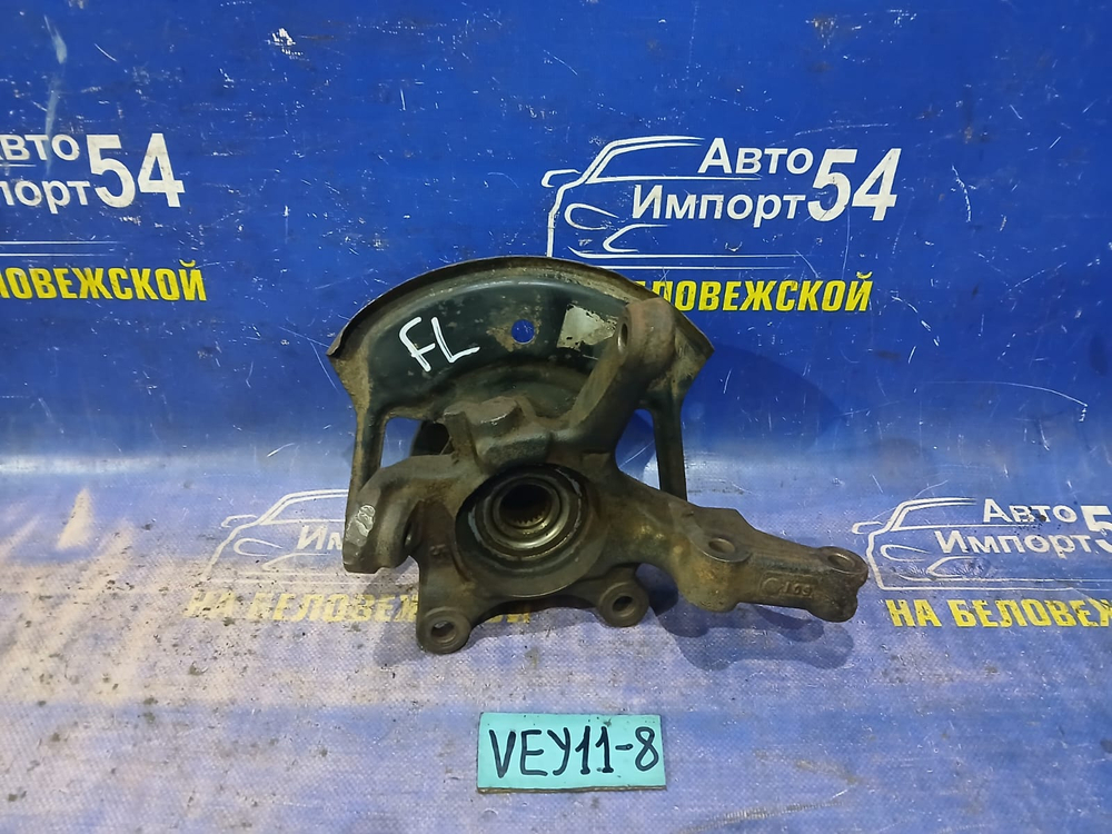 Ступица передняя левая NISSAN AD 2001