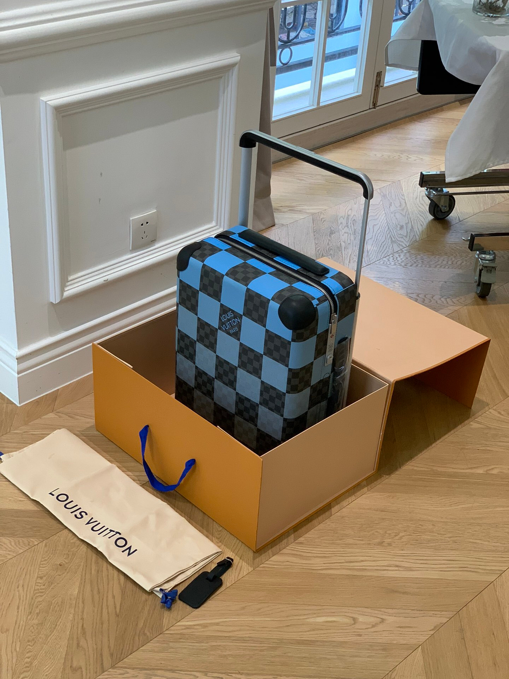 Louis Vuitton Horizon 55