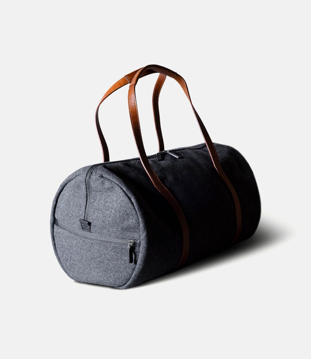 Hard Graft Barrel Bag Classic Wool — сумка из шерсти