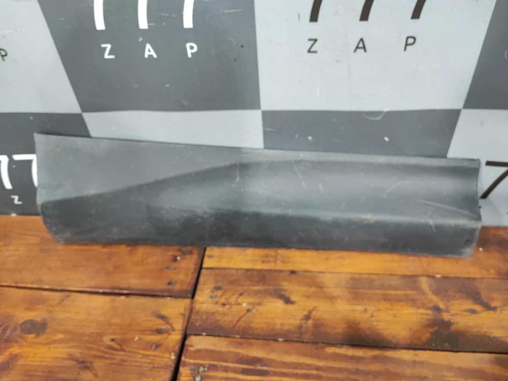 Накладка двери задней правой Toyota RAV4 XA40 12-15 Б/У Оригинал 7507742010