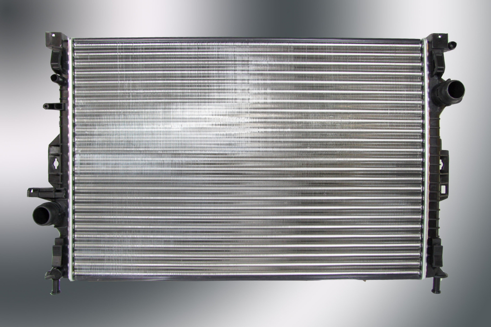 Радиатор охлаждения Volvo XC60