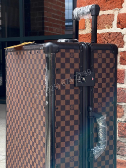 Чемодан Louis Vuitton