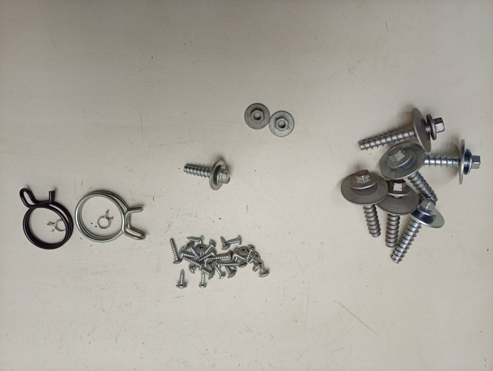 IWSE6125 кт72 Крепеж и хомуты для стиральной машины Indesit IWSE6125 б/у