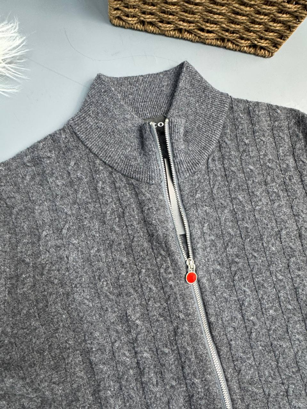 Кардиган Kiton