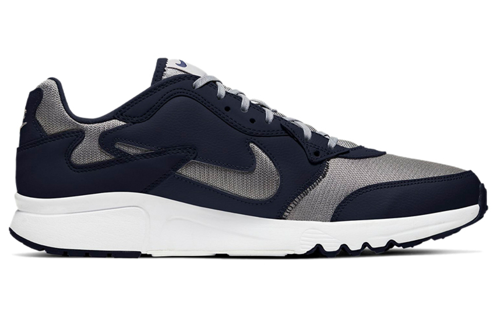Кроссовки Nike Atsuma