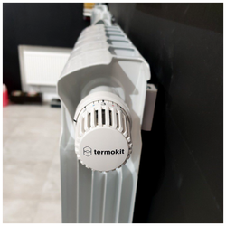 Термостатическая головка Oventrop Uni LH, артикул 1011465, белая, 7-28 С, с нулевой отметкой