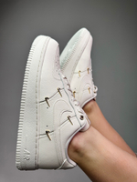 Кроссовки Nike Air Force 1 LX Gold Swoosh