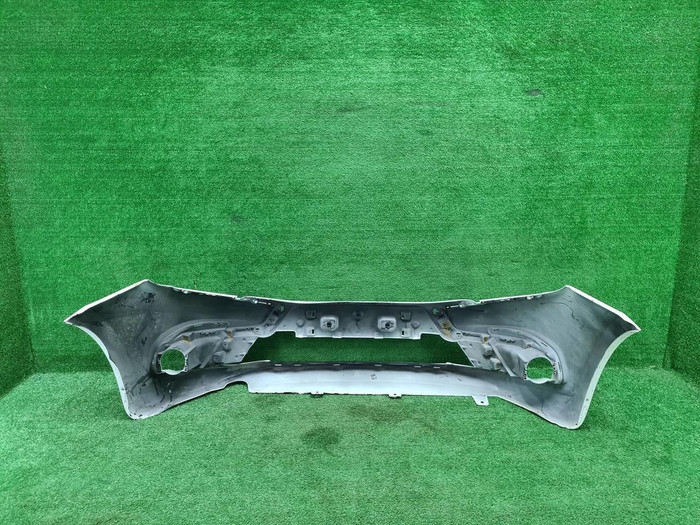 Бампер передний Lada Granta (2018-н.в.)