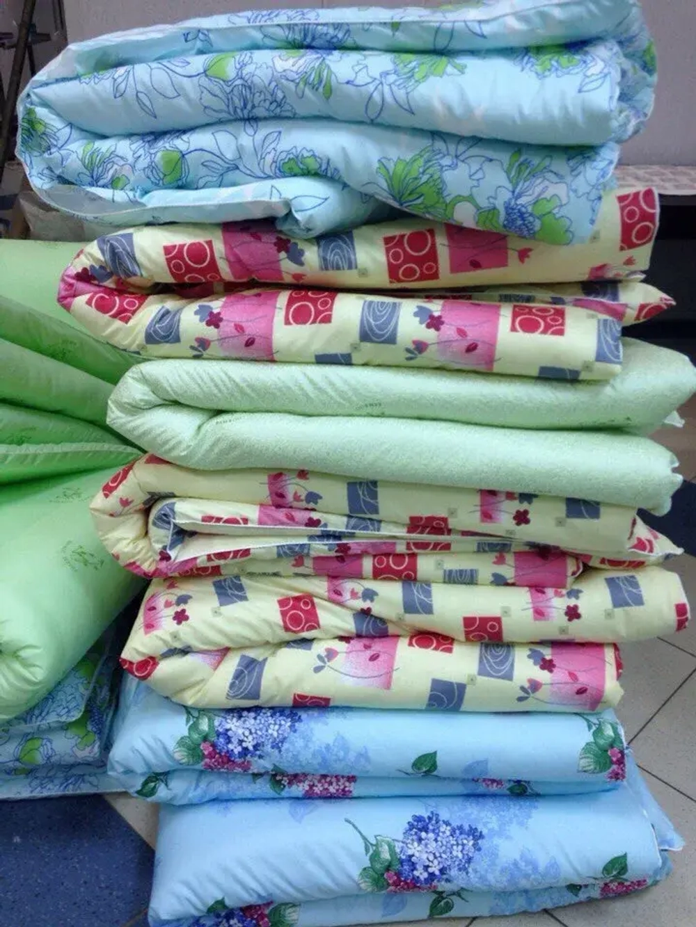 Одеяло всесезонное "Термофайбер РБ (поплин)" 300 гр/м2 2 сп (разные расцветки)