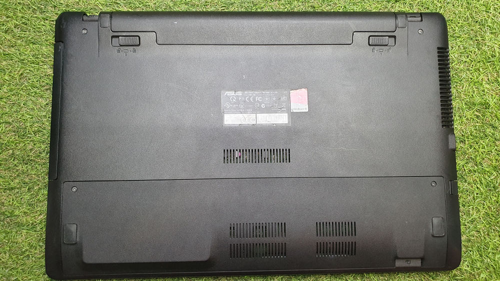 Ноутбук ASUS i3/6Gb