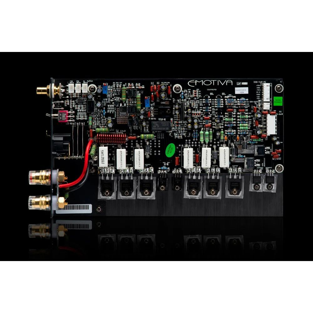 Усилитель мощности Emotiva XPA-11 Gen3