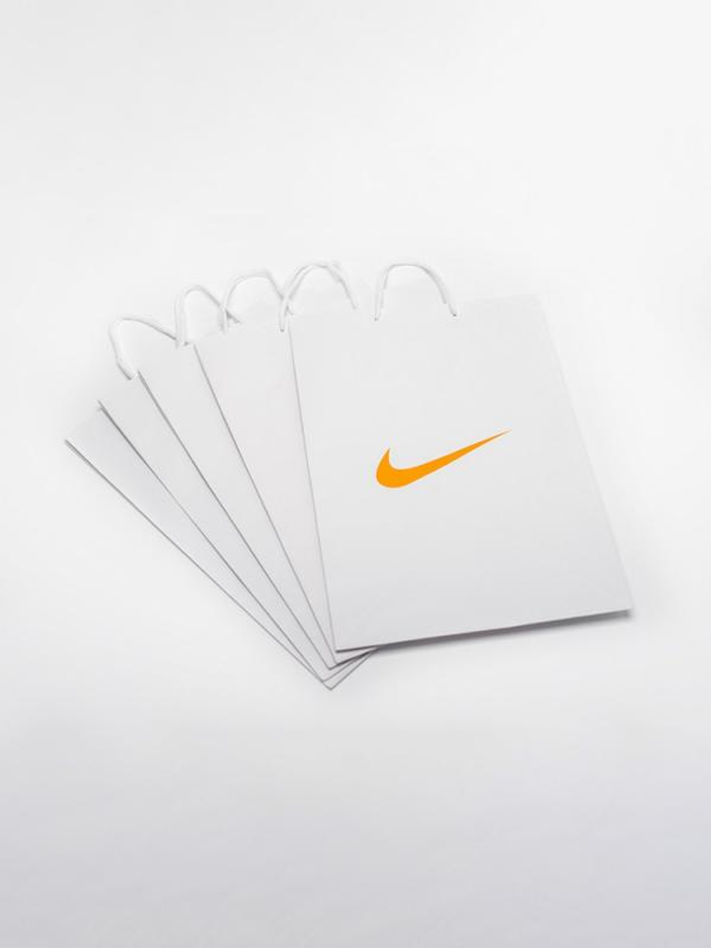 Пакет бумажный Nike маленький