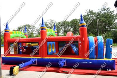 Надувная полоса препятствий "Нарвская крепость" размер 7*3*3 м