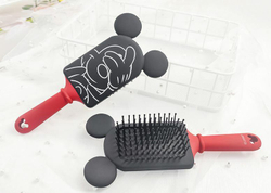 SALE! Массажная расческа Disney Mickey Mouse, на мягкой подушечке,1 шт. Белый+ красный.