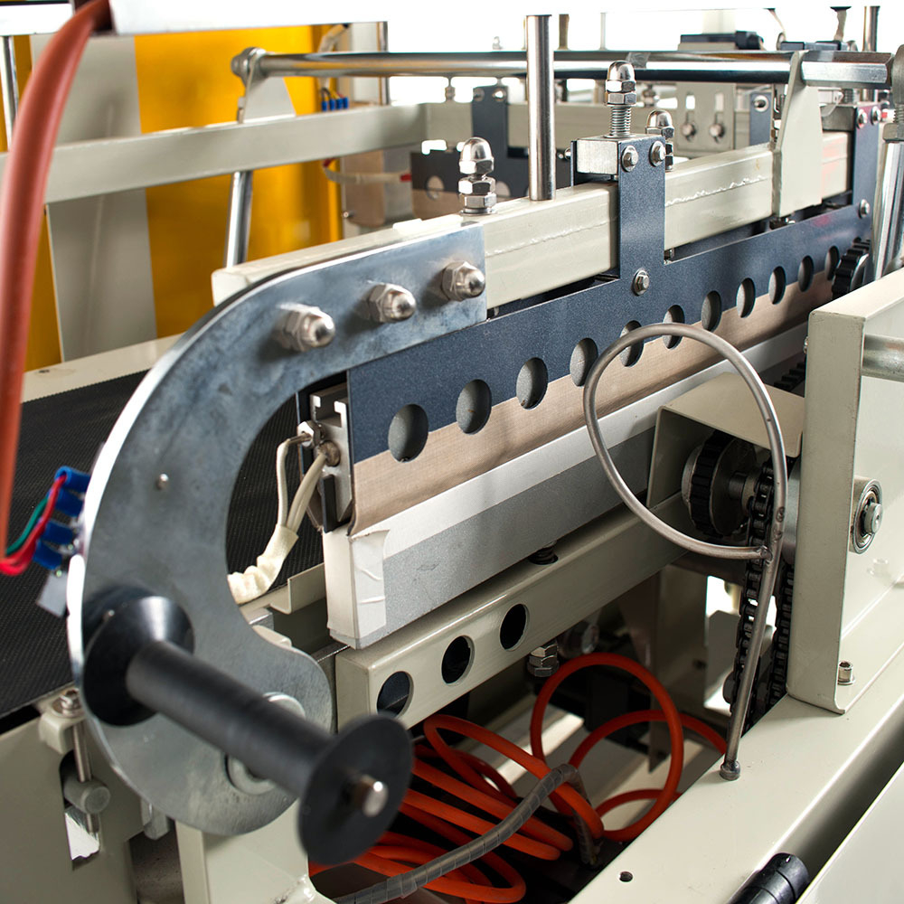 Термоусадочный нож автоматический BSL-560A Foodatlas