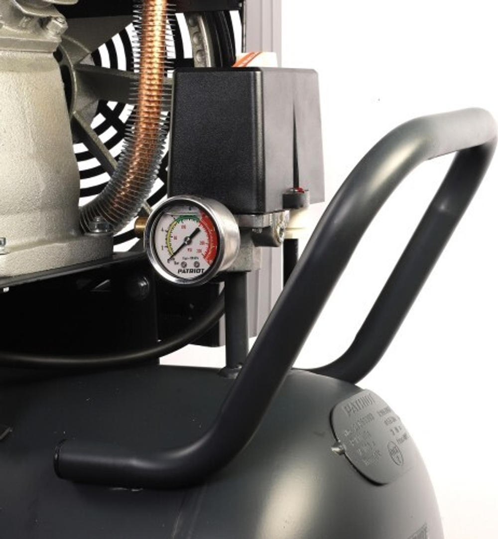 Компрессор поршневой PATRIOT KRX 700 L100 D 545302340