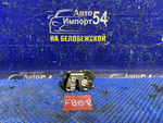 Замок двери передней правой NISSAN SUNNY 2001