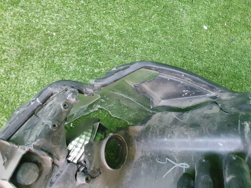 Битая Фара правая Suzuki Vitara 2 (2014-2019) галоген