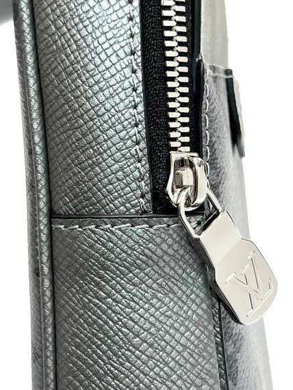 Сумка-слинг Louis Vuitton Outdoor