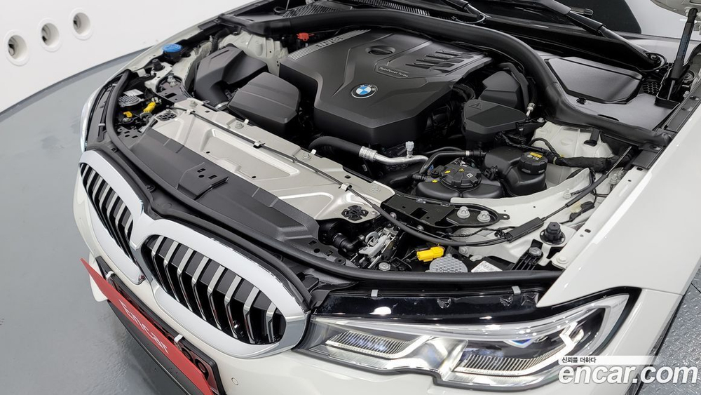 BMW 3 Series (G20) 320i Touring Luxury (09.2022)