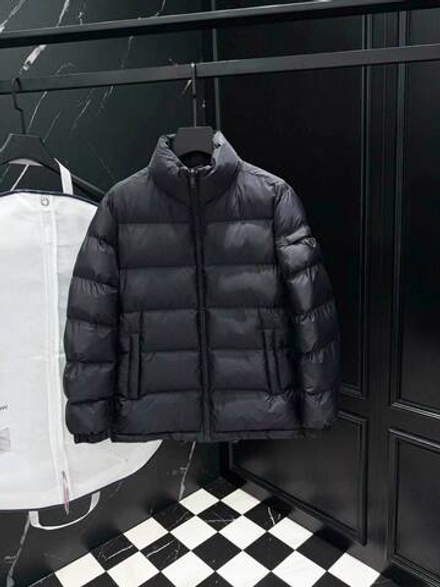Пуховик Prada