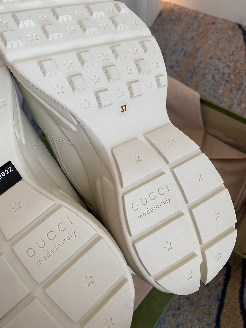 Gucci Rhyton Sneaker