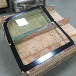 Cтекло двери верхнее с вырезом под форточку (закалённое) JS | 333/J3903, 333/E2050 | Аналог