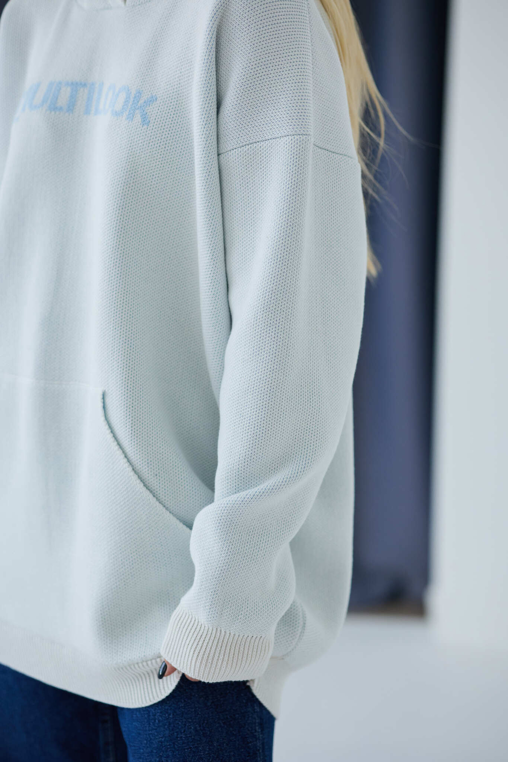 Худи вязаный с логотипом "Multilook"