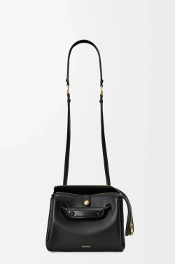 Loewe Маленькая сумка Madrid из мягкой телячьей кожи, черный