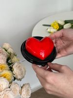 Десерт Афродита в красном цвете