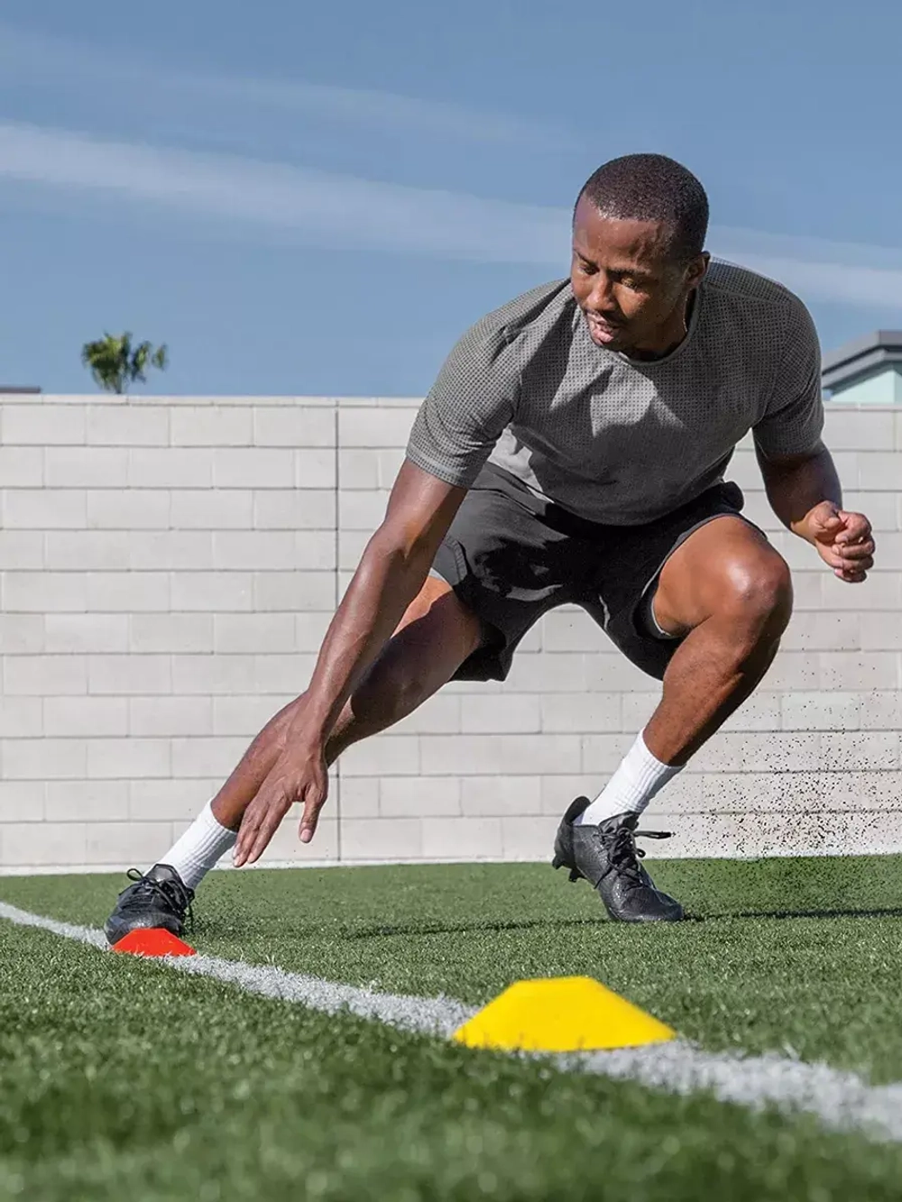 Фишки для детей футбола конусы мини