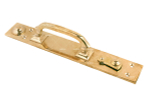 Скоба латунная на пластине с ключевино КГИОП