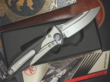Складной нож Microtech Socom Bravo S/E Standard Carbon Titanium 260-7-CFTI c клинком из стали Böhler M390 Microclean®, рукоять титан / карбон