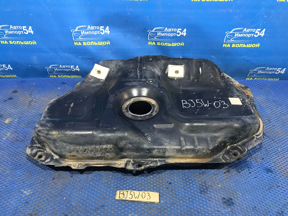 Бак топливный MAZDA FAMILIA 2001