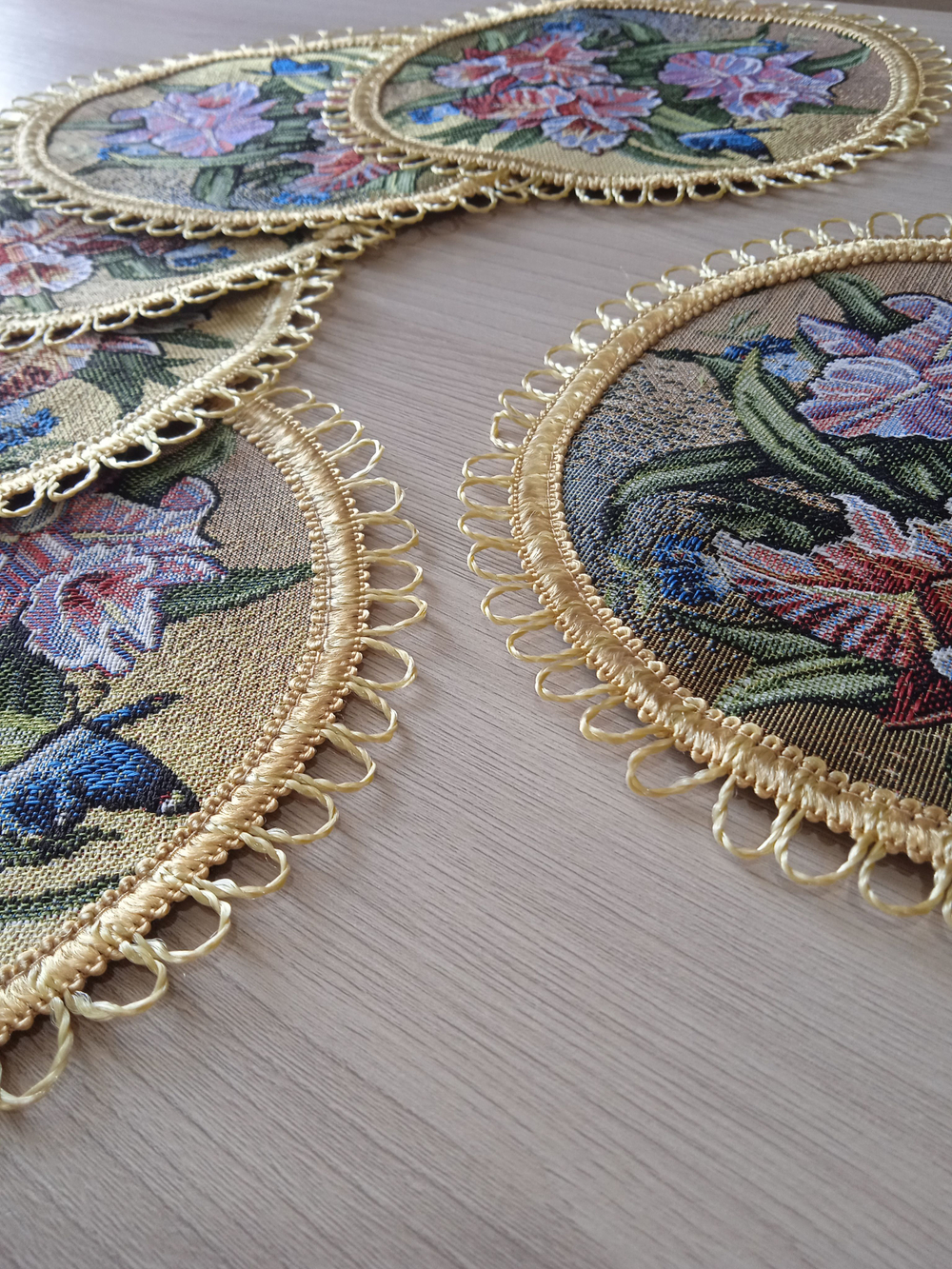 Набор гобеленовых салфеток Орхидеи D20 см 6шт