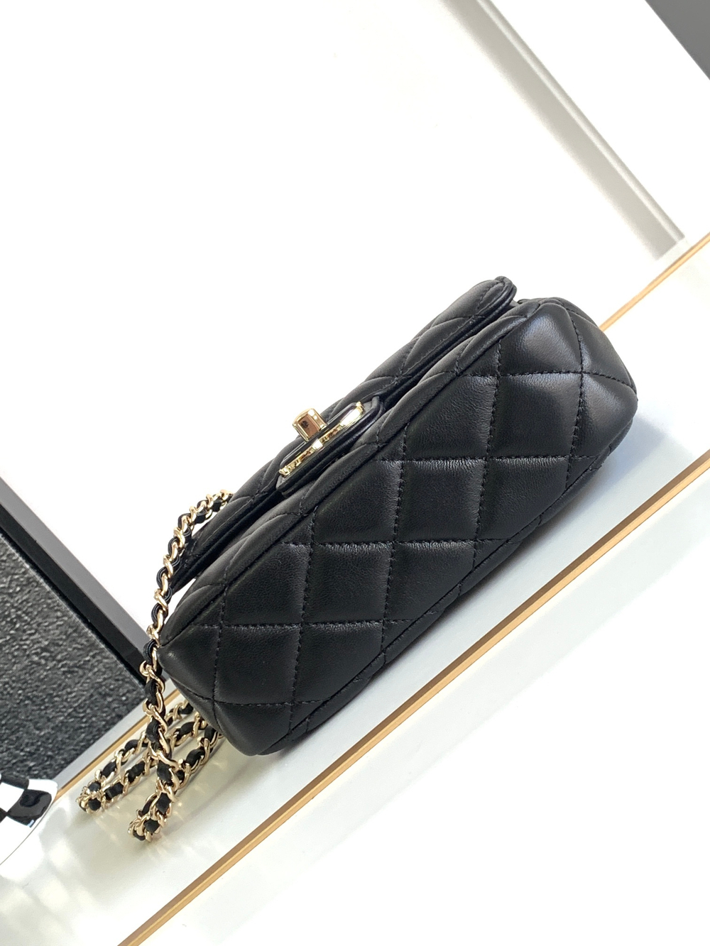 Chanel Bag 16 cm